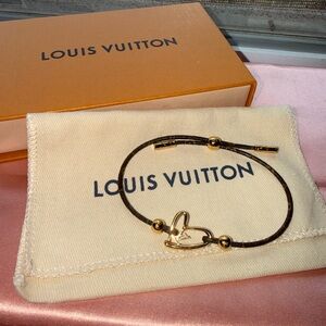 💯 Louis Vuitton Fall In Love Monogram Adjustable Bracelet
